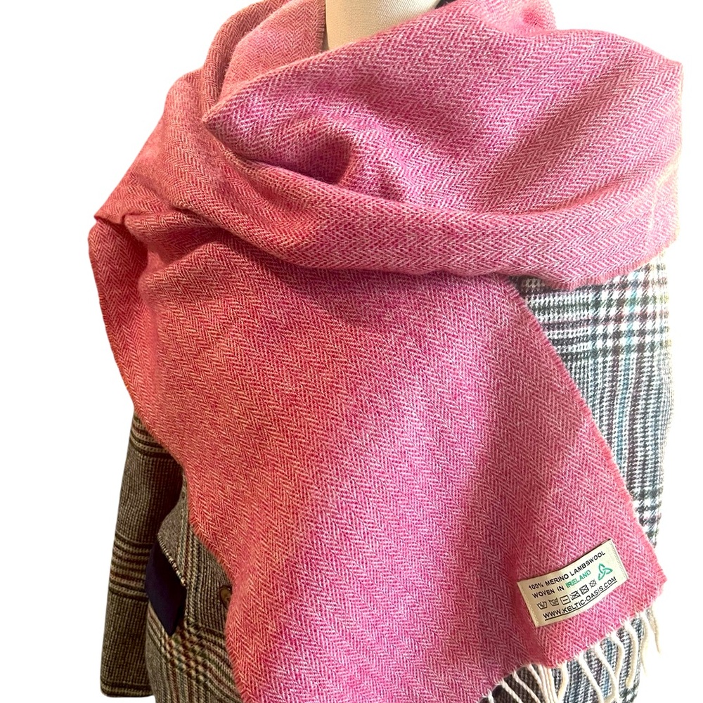 Keltic-Oasis woven in Ireland scarf throw shawl 100 percent merino lambs wool - Picture 4 of 5